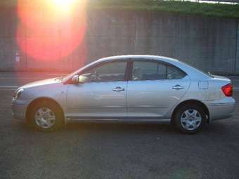 2005 Toyota Premio Pictures