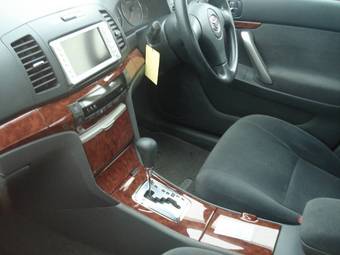 2005 Toyota Premio Pictures
