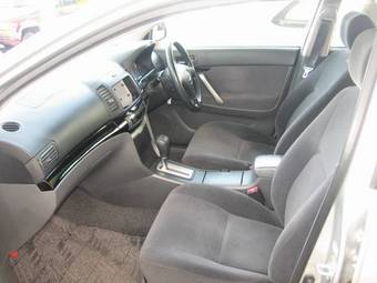 2005 Toyota Premio Images