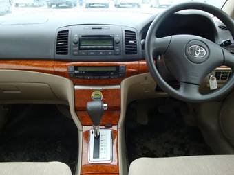 2005 Toyota Premio Images