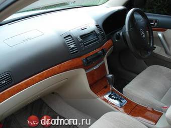 2005 Toyota Premio Photos
