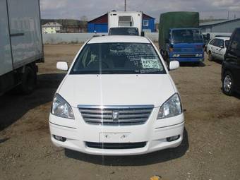 2005 Toyota Premio Pics