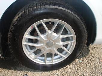 2005 Toyota Premio Photos