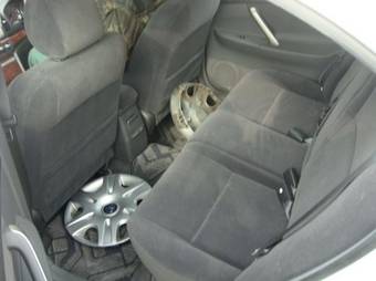 2005 Toyota Premio Photos