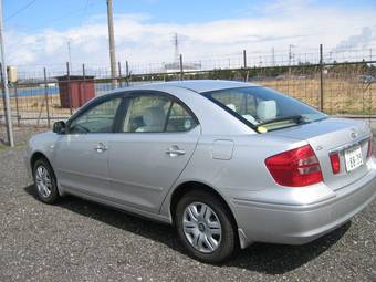 2005 Toyota Premio Photos