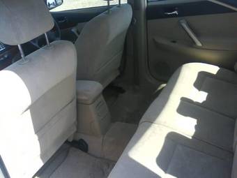 2005 Toyota Premio Photos