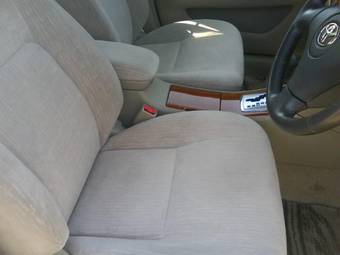 2005 Toyota Premio Pictures
