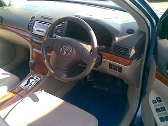 2005 Toyota Premio Photos