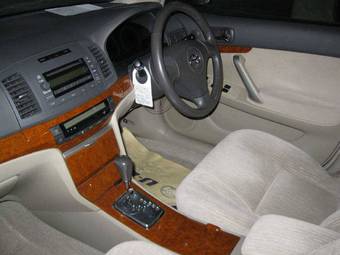 2005 Toyota Premio Photos
