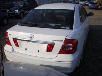 2005 Toyota Premio Pictures