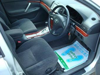 2005 Toyota Premio Pictures
