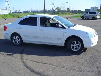 2005 Toyota Premio Pictures