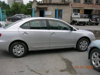 2005 Toyota Premio Photos