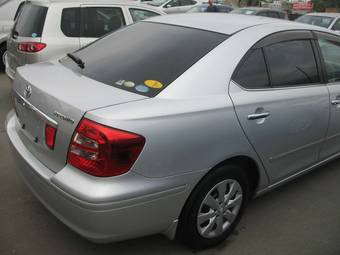 2005 Toyota Premio Photos