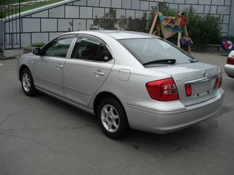 2005 Toyota Premio Pictures