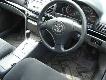 2005 Toyota Premio Images