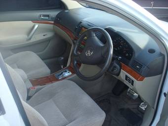 2005 Toyota Premio Photos
