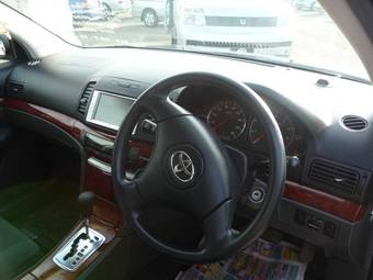 2005 Toyota Premio Photos