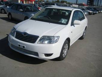 2005 Toyota Premio Pictures