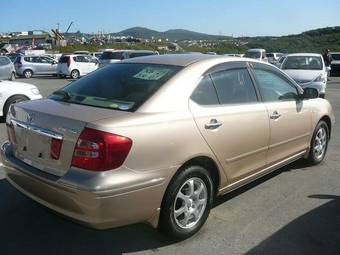 2005 Toyota Premio Photos