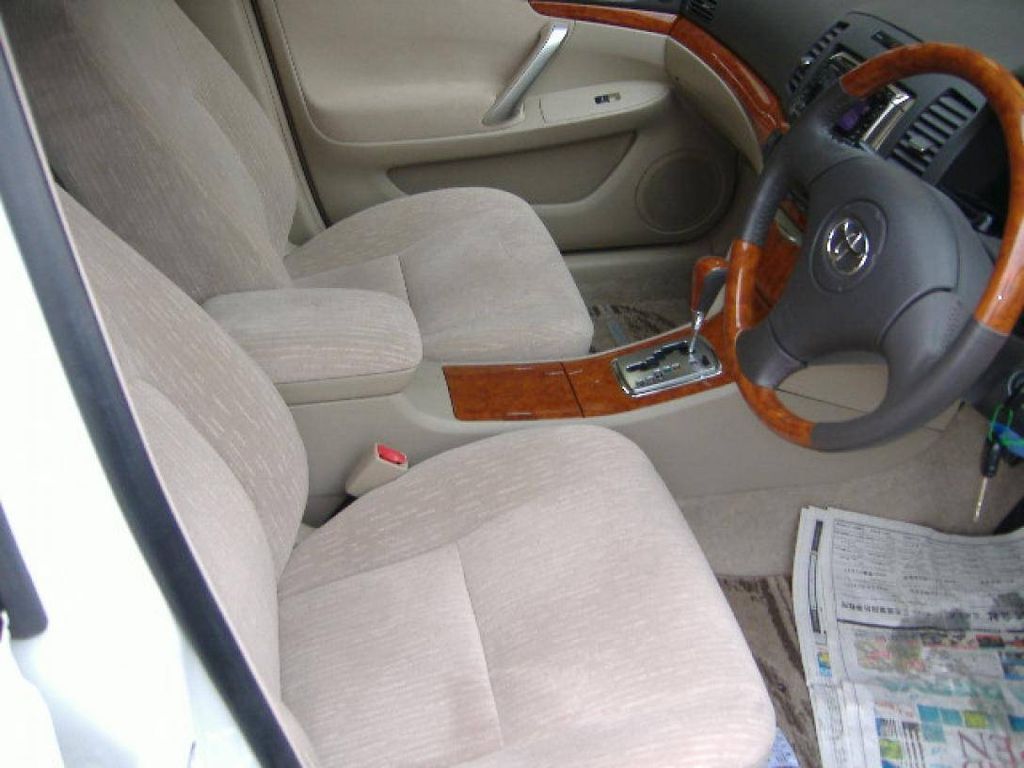 2006 Toyota Premio