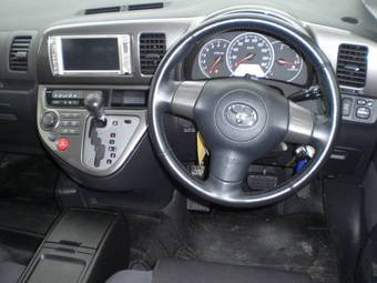 2006 Toyota Premio Pictures