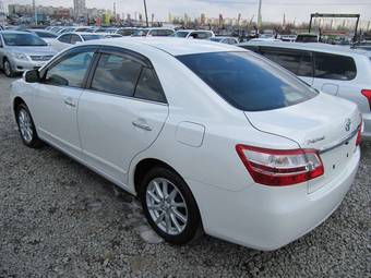 2010 Toyota Premio Photos