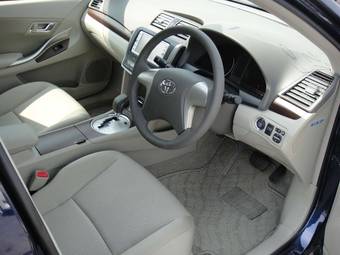 2010 Toyota Premio Pictures