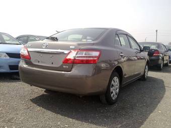 2010 Toyota Premio Pictures