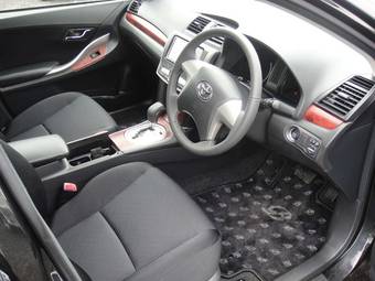 2010 Toyota Premio Images