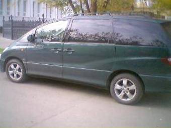 2003 Toyota Previa Images