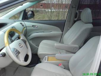 2008 Toyota Previa Pictures