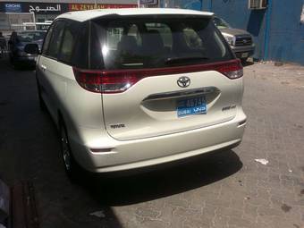 2010 Toyota Previa Wallpapers