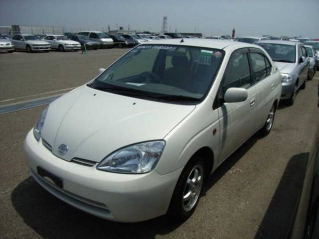 2000 Toyota Prius