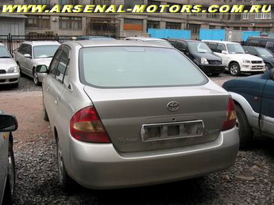 2000 Toyota Prius Photos