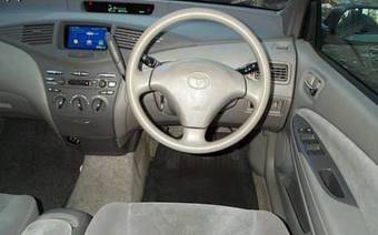 2001 Toyota Prius Pics
