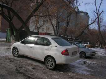 2001 Toyota Prius Images