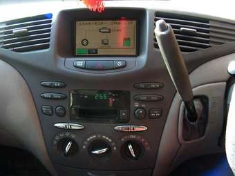 2001 Toyota Prius Pics
