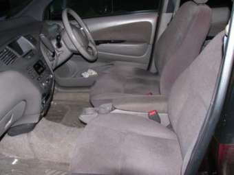 2001 Toyota Prius Photos