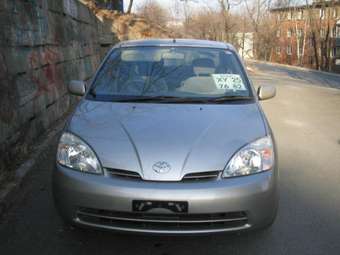 2001 Toyota Prius Pics