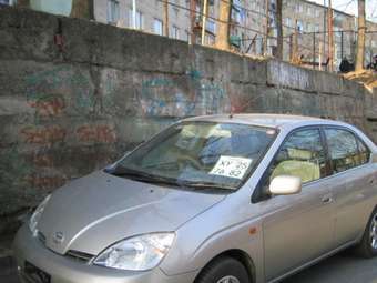 2001 Toyota Prius Pictures