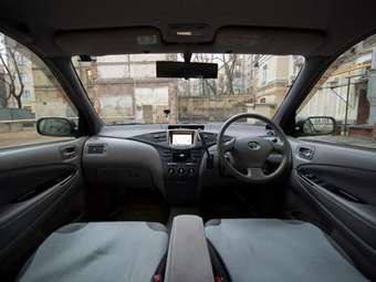 2001 Toyota Prius Pictures