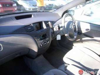 2002 Toyota Prius Pictures