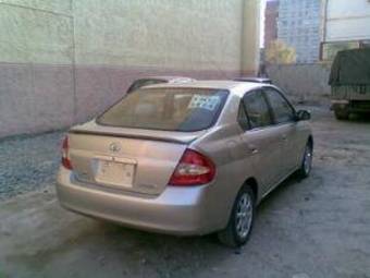 2002 Toyota Prius Pictures
