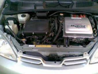2002 Toyota Prius Pictures