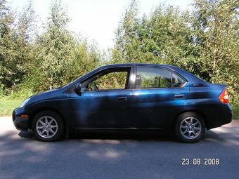 2002 Toyota Prius Pictures