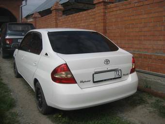 2002 Toyota Prius Pictures
