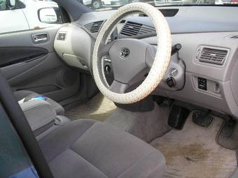2002 Toyota Prius Photos