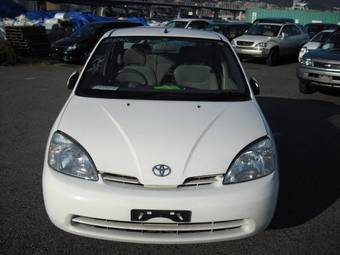 2002 Toyota Prius Pictures