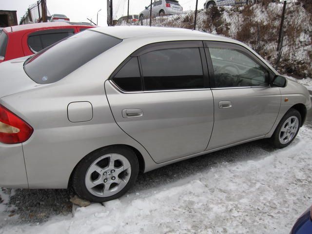 2003 Toyota Prius